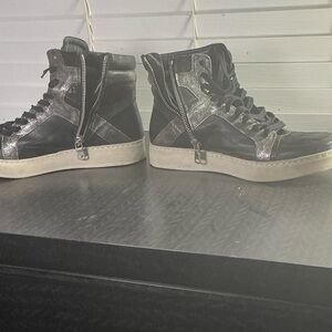 John varvatos 315